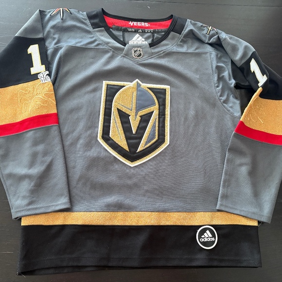 Mens Adidas Las Vegas Golden Knights 1917-2017 NHL #13 Hockey Jersey Size 48 - Picture 1 of 6